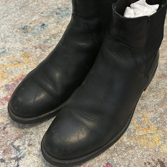 Womens Vagabond Amina Elastic Leather Festival Casual Chelsea boots in black - Picture 4 of 6